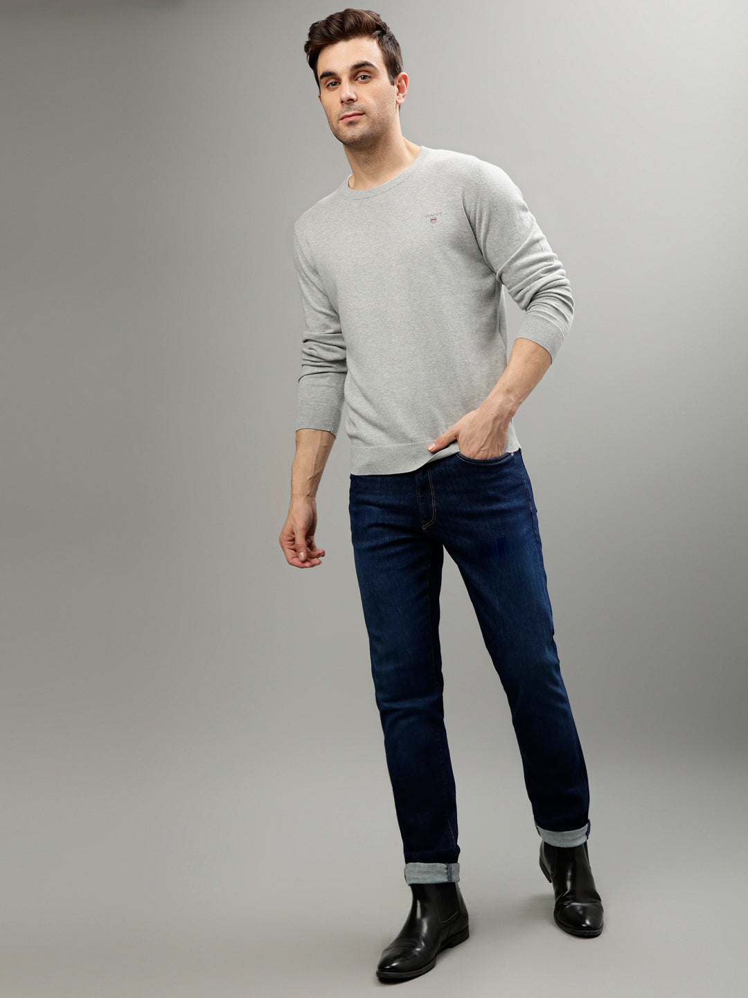 Gant Men Solid Round Neck Long Sleeves Sweater