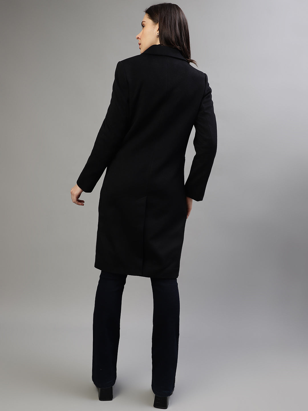 Gant Women Solid Notched Lapel Full Sleeves Overcoat