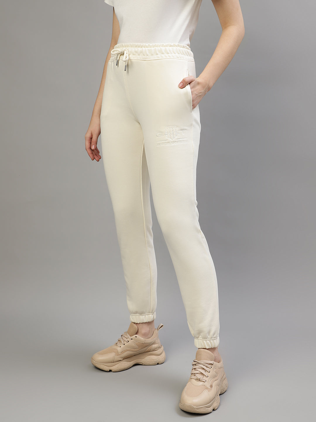 Gant Women Cream Solid Regular Fit Trackpants