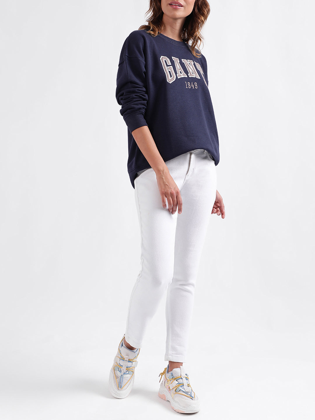 Gant Women Solid Full Sleeves Round Neck Sweatshirt